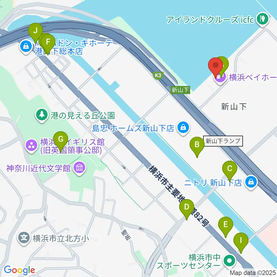 横浜ベイホール周辺のカフェ一覧地図