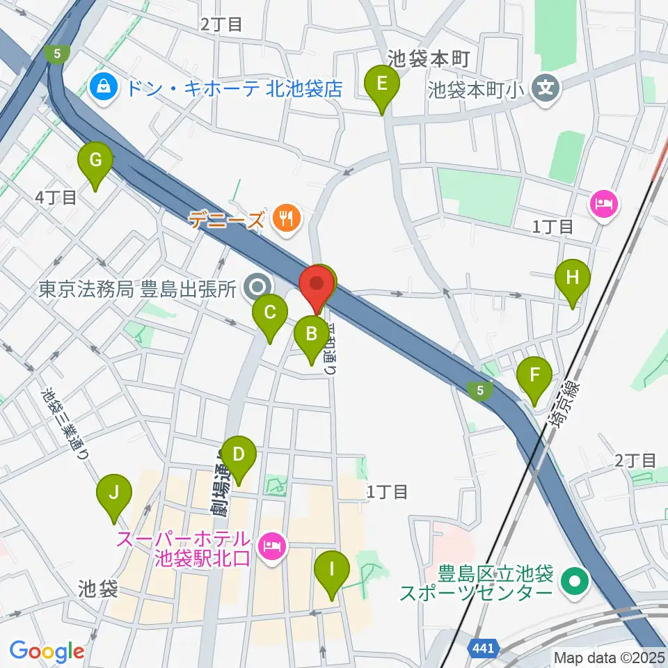 ウクレレマニア周辺のカフェ一覧地図