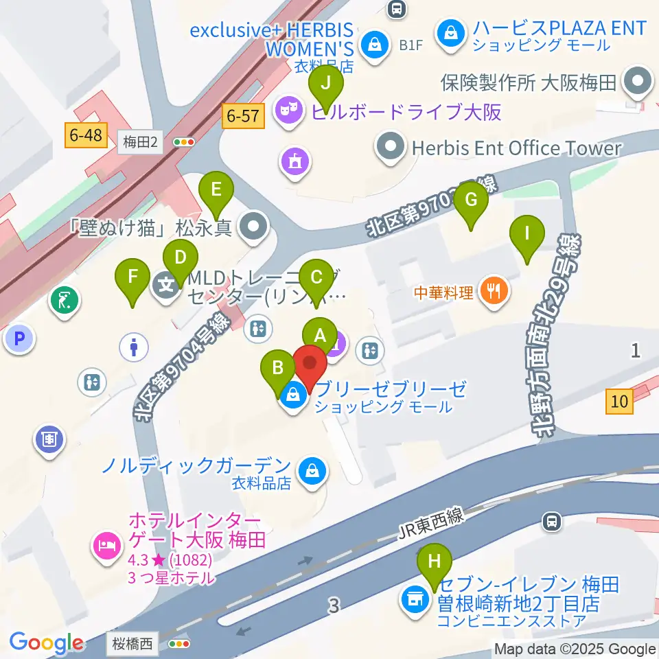 サンケイホールブリーゼ周辺のカフェ一覧地図
