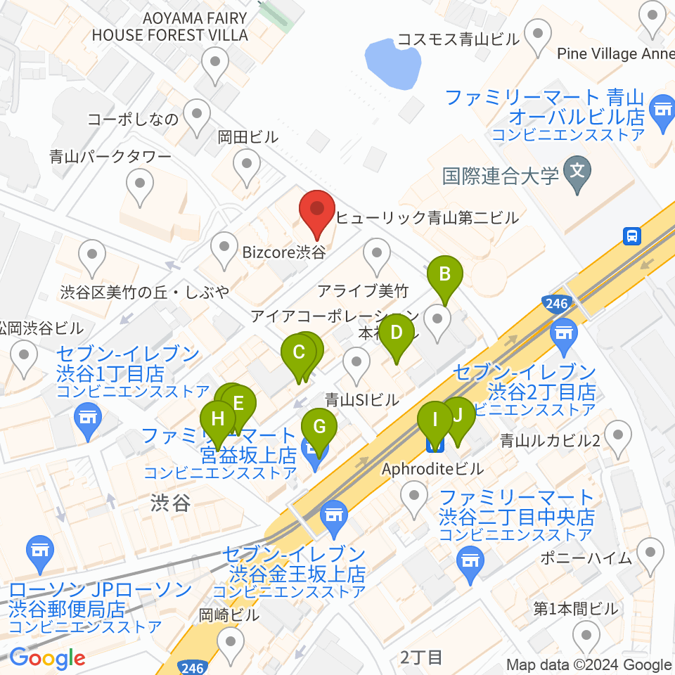 DDD青山クロスシアター周辺のカフェ一覧地図