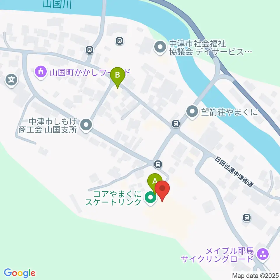 コアやまくに周辺のカフェ一覧地図