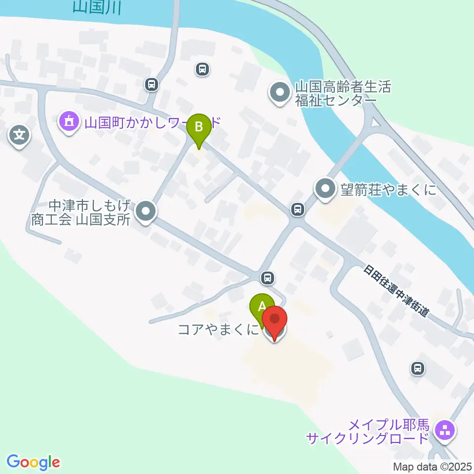 コアやまくに周辺のカフェ一覧地図