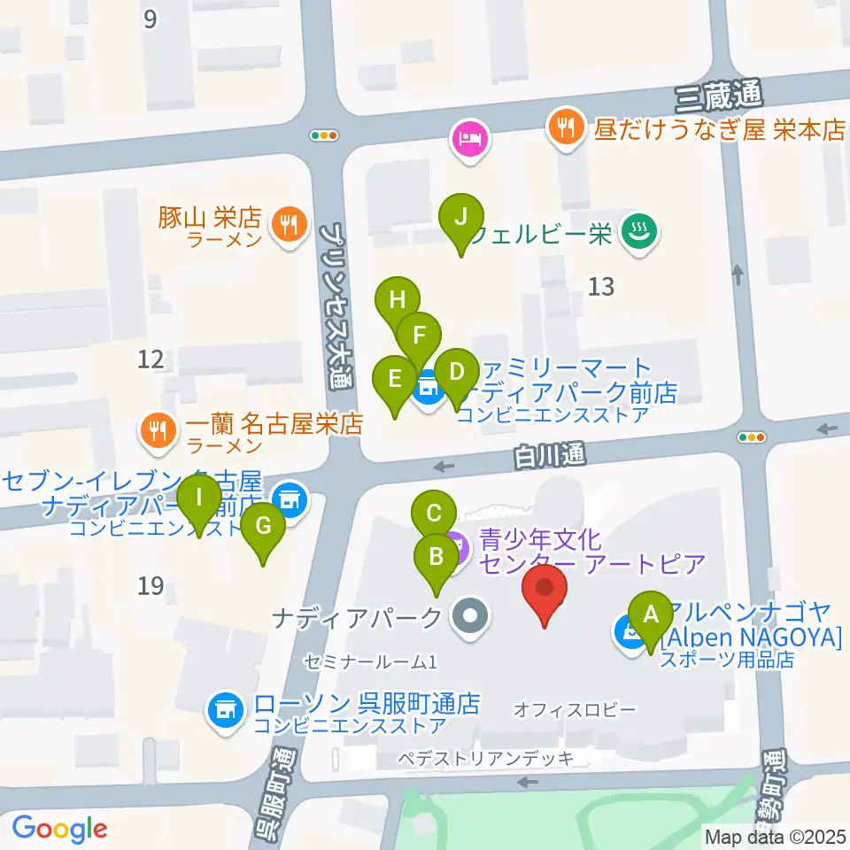 ナディアパーク デザインホール周辺のカフェ一覧地図