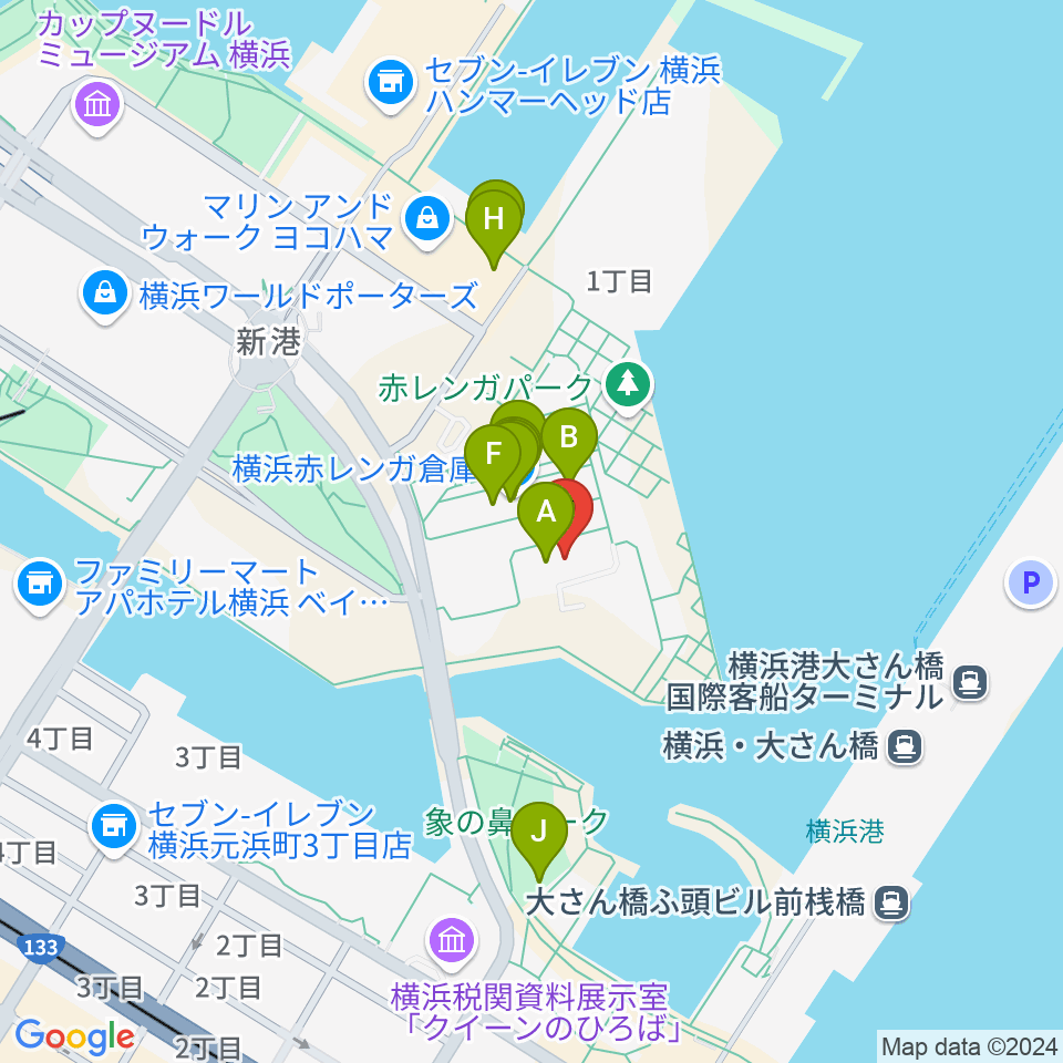 横浜赤レンガ倉庫1号館周辺のカフェ一覧地図