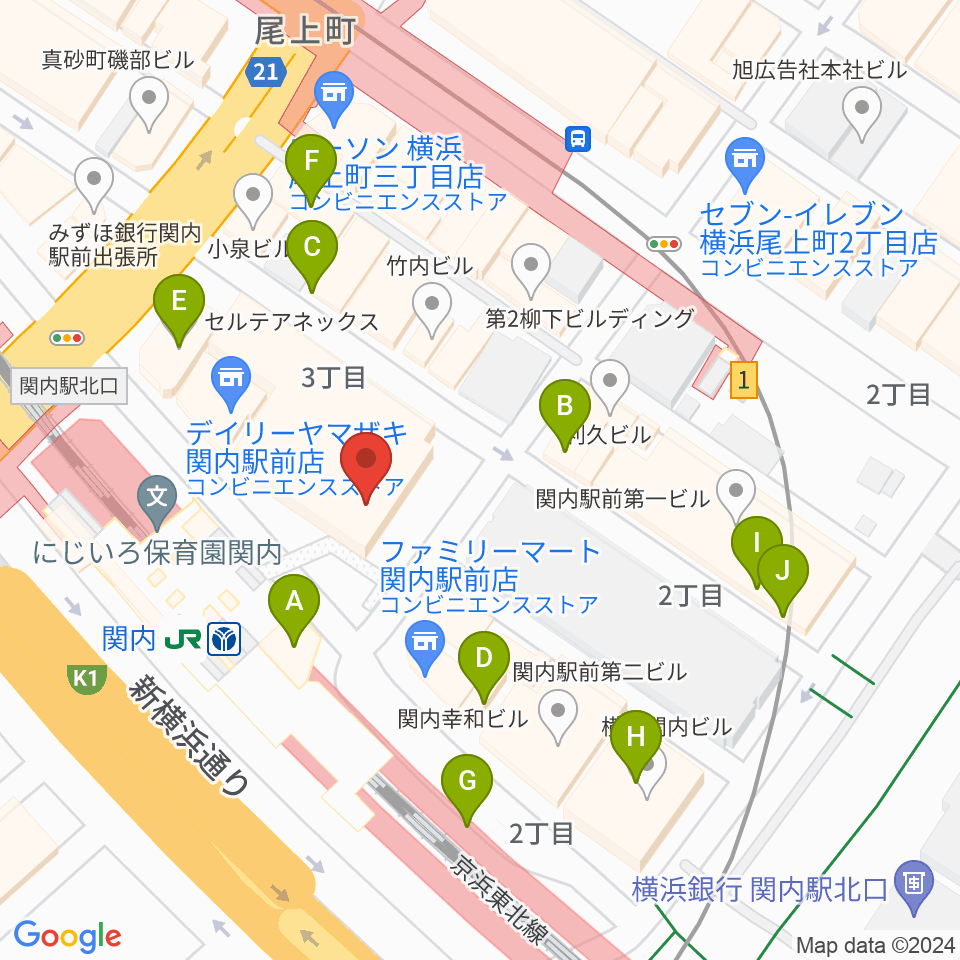 横浜B.B.STREET周辺のカフェ一覧地図