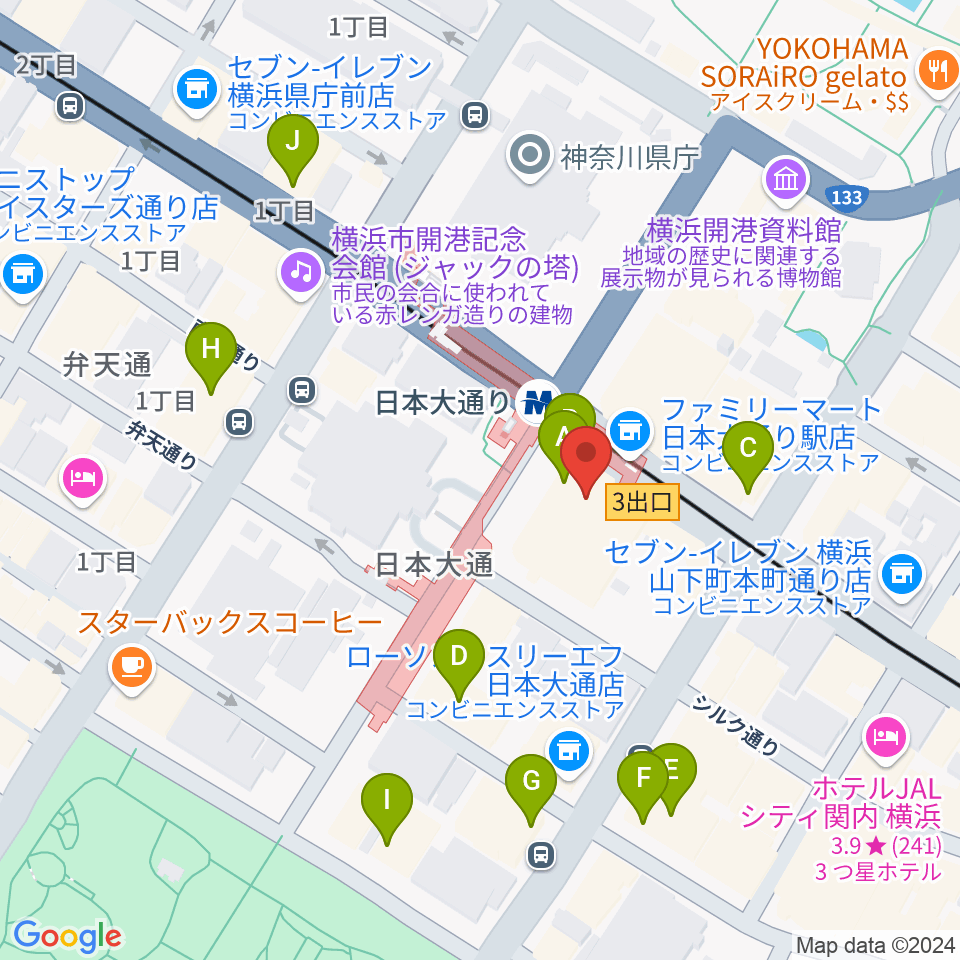 横浜情報文化センター周辺のカフェ一覧地図