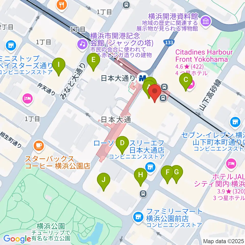 横浜情報文化センター周辺のカフェ一覧地図