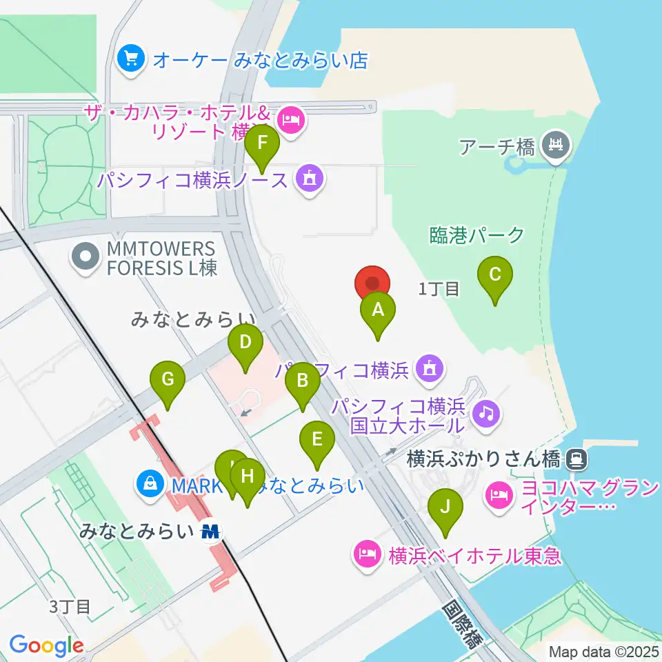 パシフィコ横浜 展示ホール周辺のカフェ一覧地図