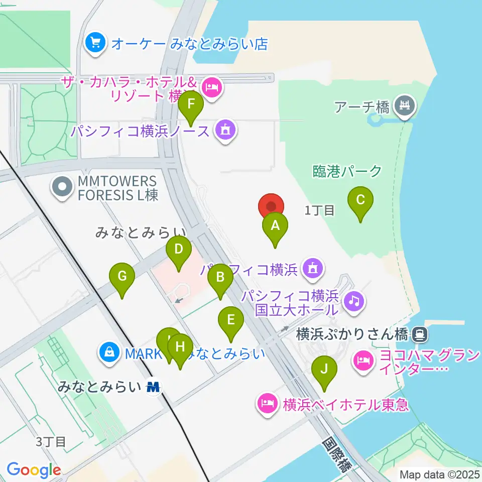 パシフィコ横浜 展示ホール周辺のカフェ一覧地図