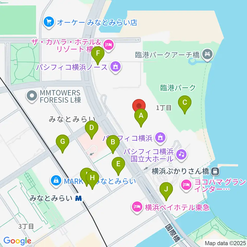 パシフィコ横浜 展示ホール周辺のカフェ一覧地図