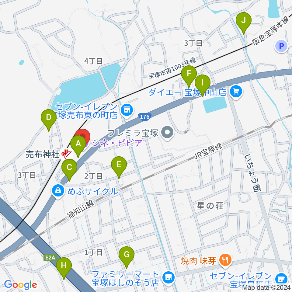 宝塚シネ・ピピア周辺のカフェ一覧地図