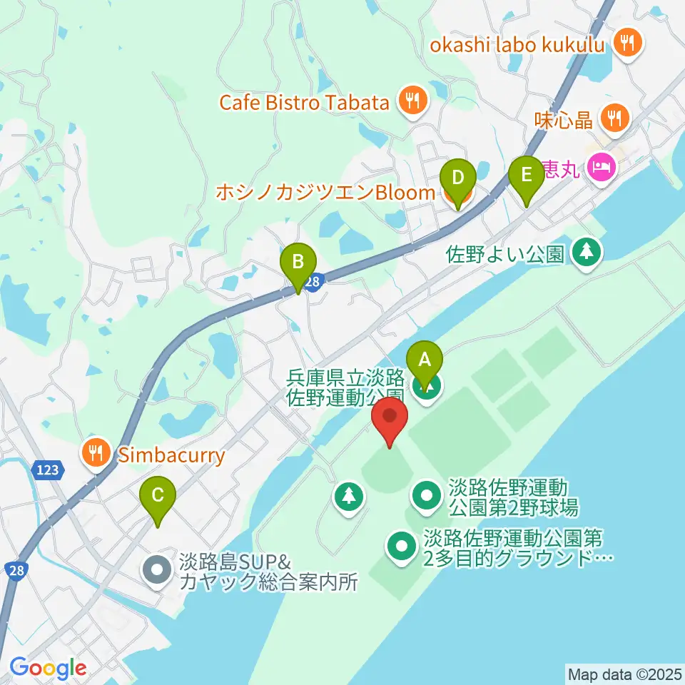 ReFillスタジアム周辺のカフェ一覧地図