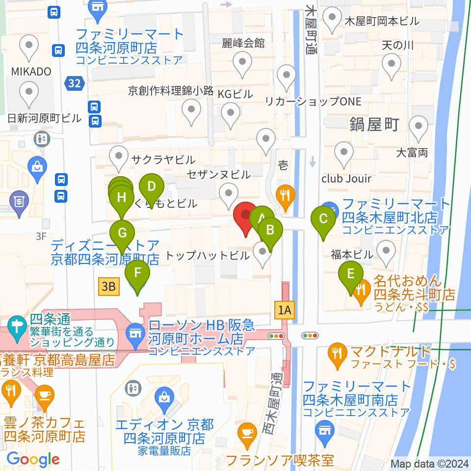 WORLD KYOTO周辺のカフェ一覧地図