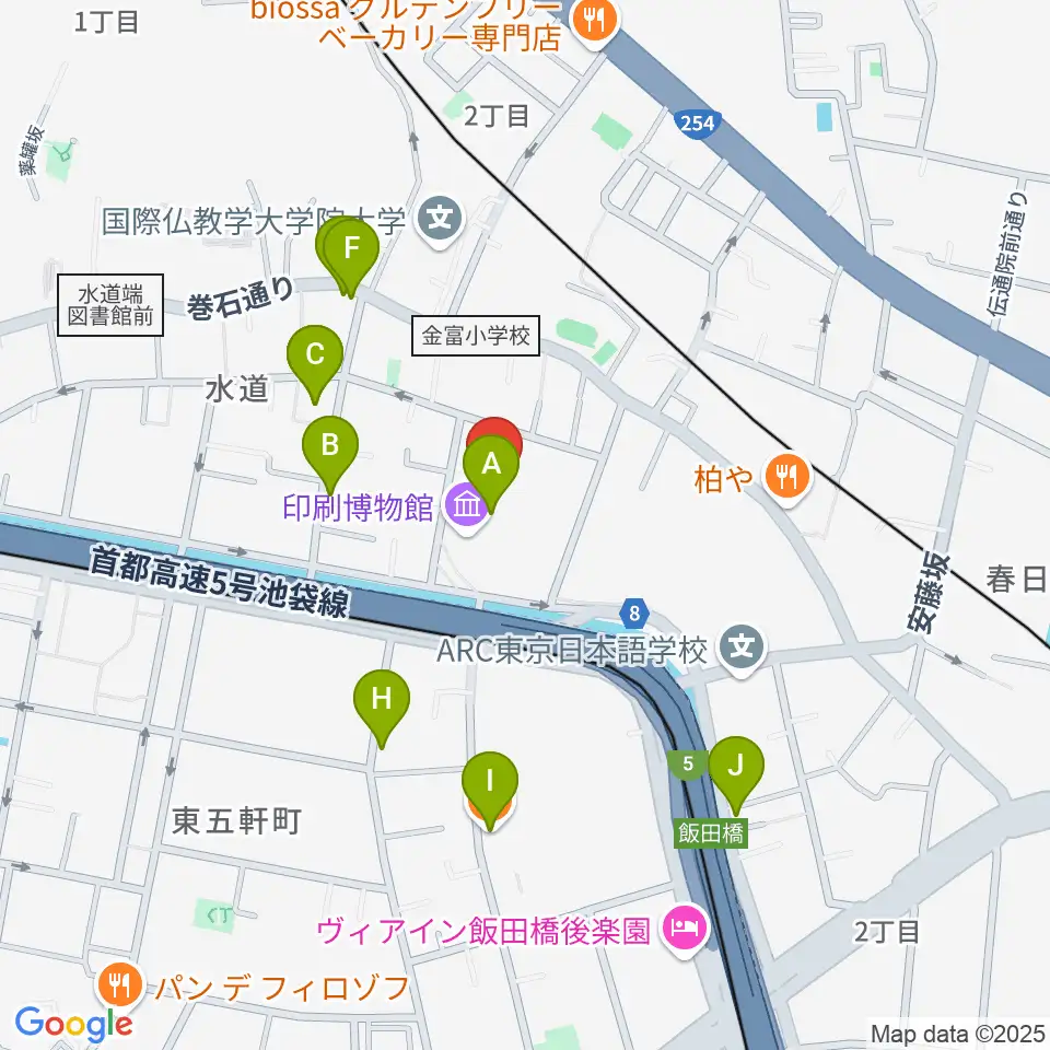 トッパンホール周辺のカフェ一覧地図