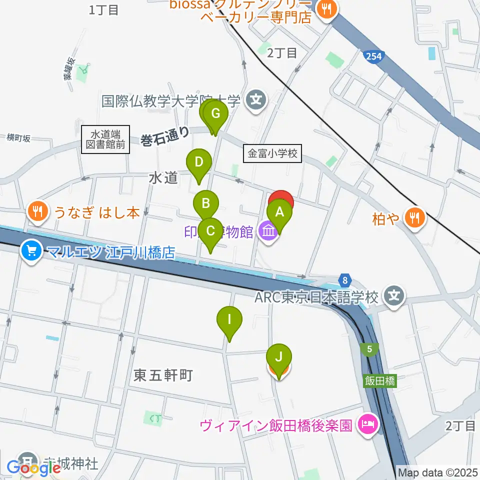 トッパンホール周辺のカフェ一覧地図