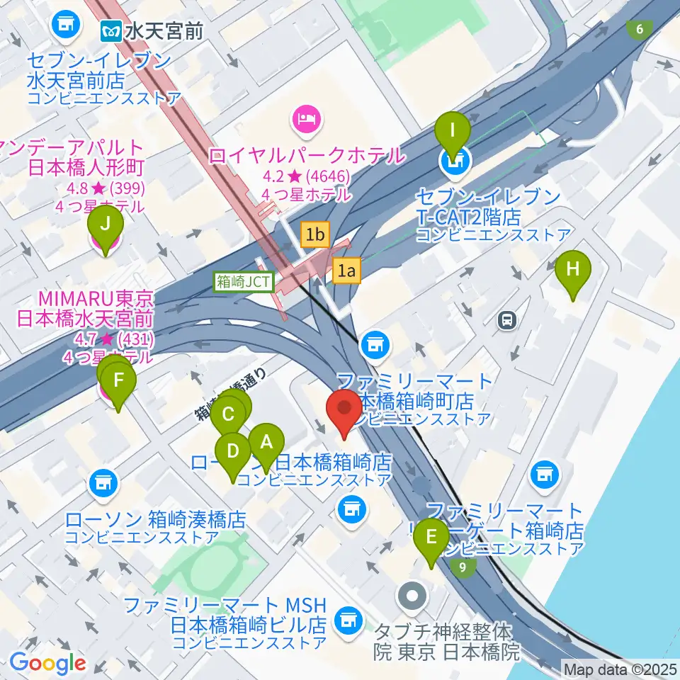 サロン・ド・モデラート周辺のホテル一覧地図