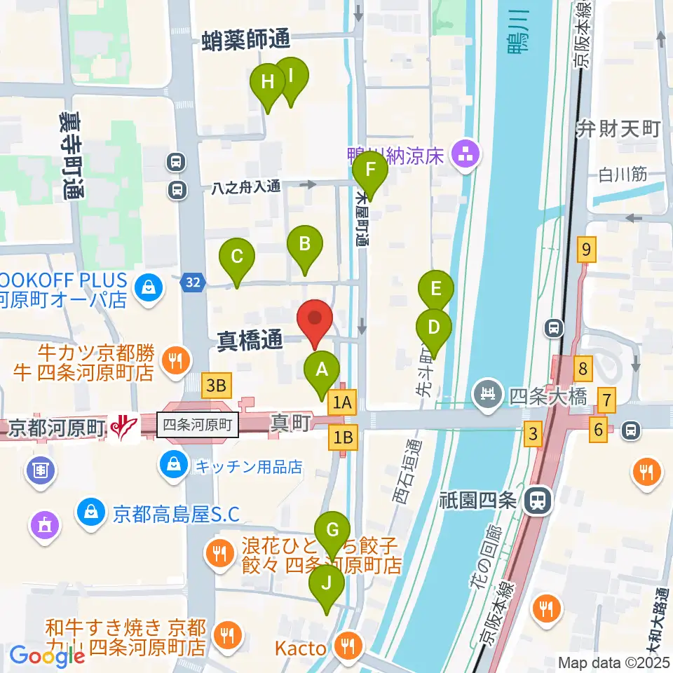 WORLD KYOTO周辺のホテル一覧地図