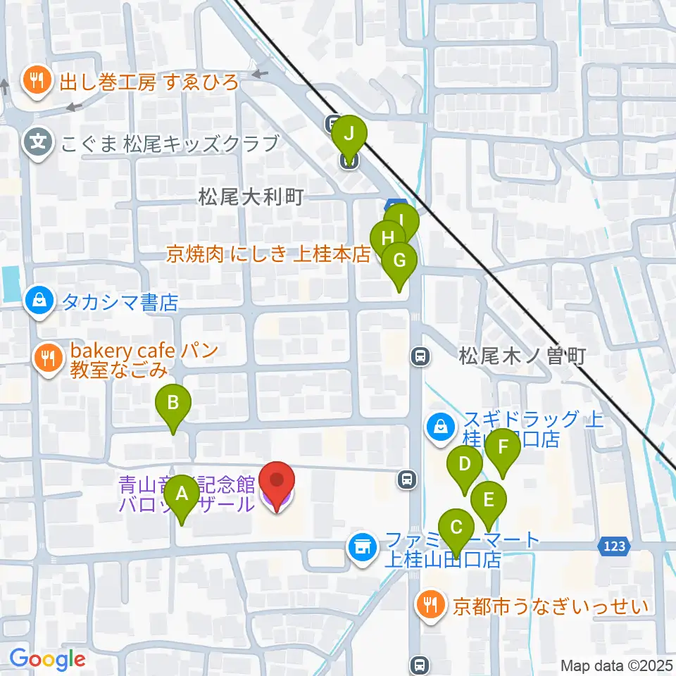 青山音楽記念館バロックザール周辺の駐車場・コインパーキング一覧地図