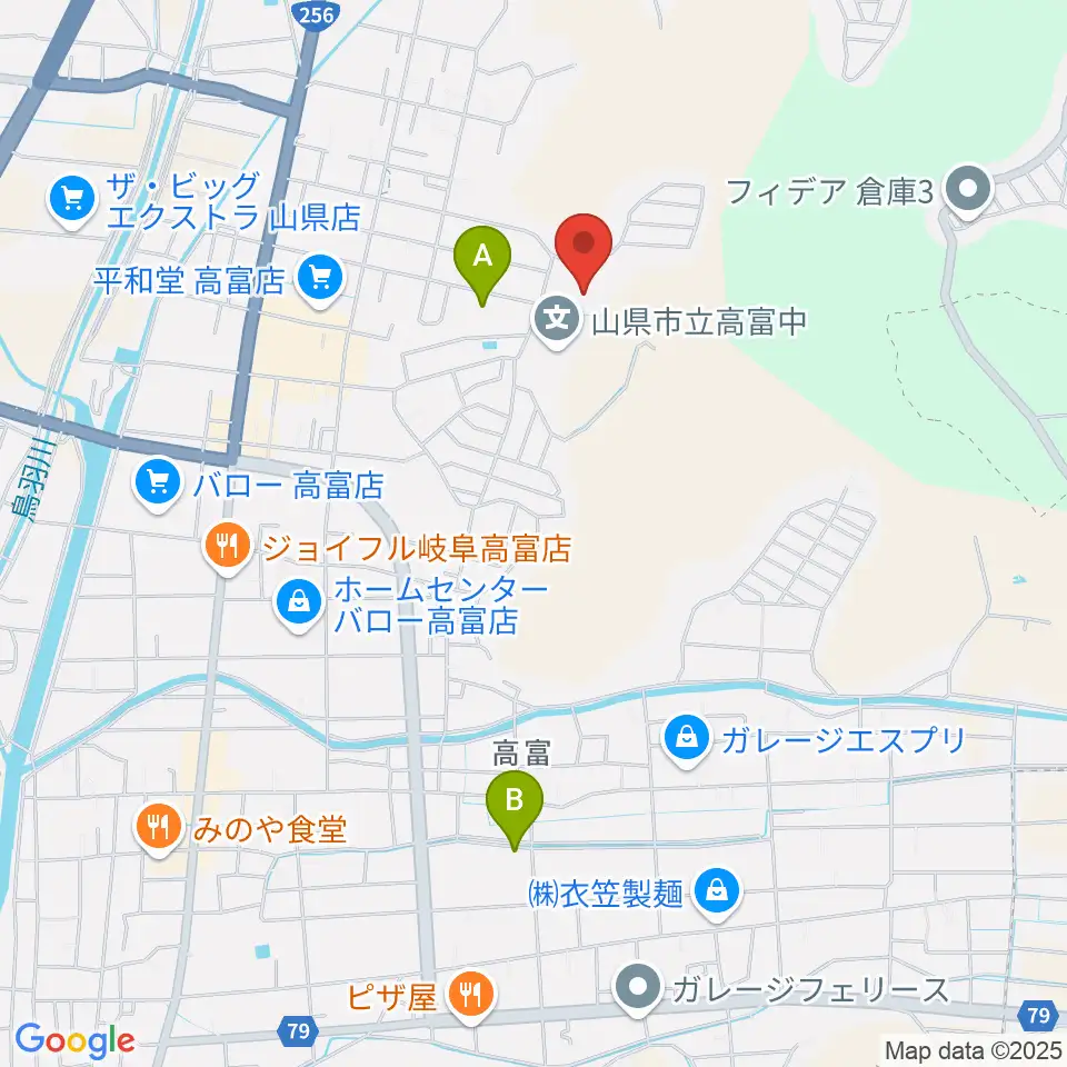 山県市総合体育館周辺の駐車場・コインパーキング一覧地図