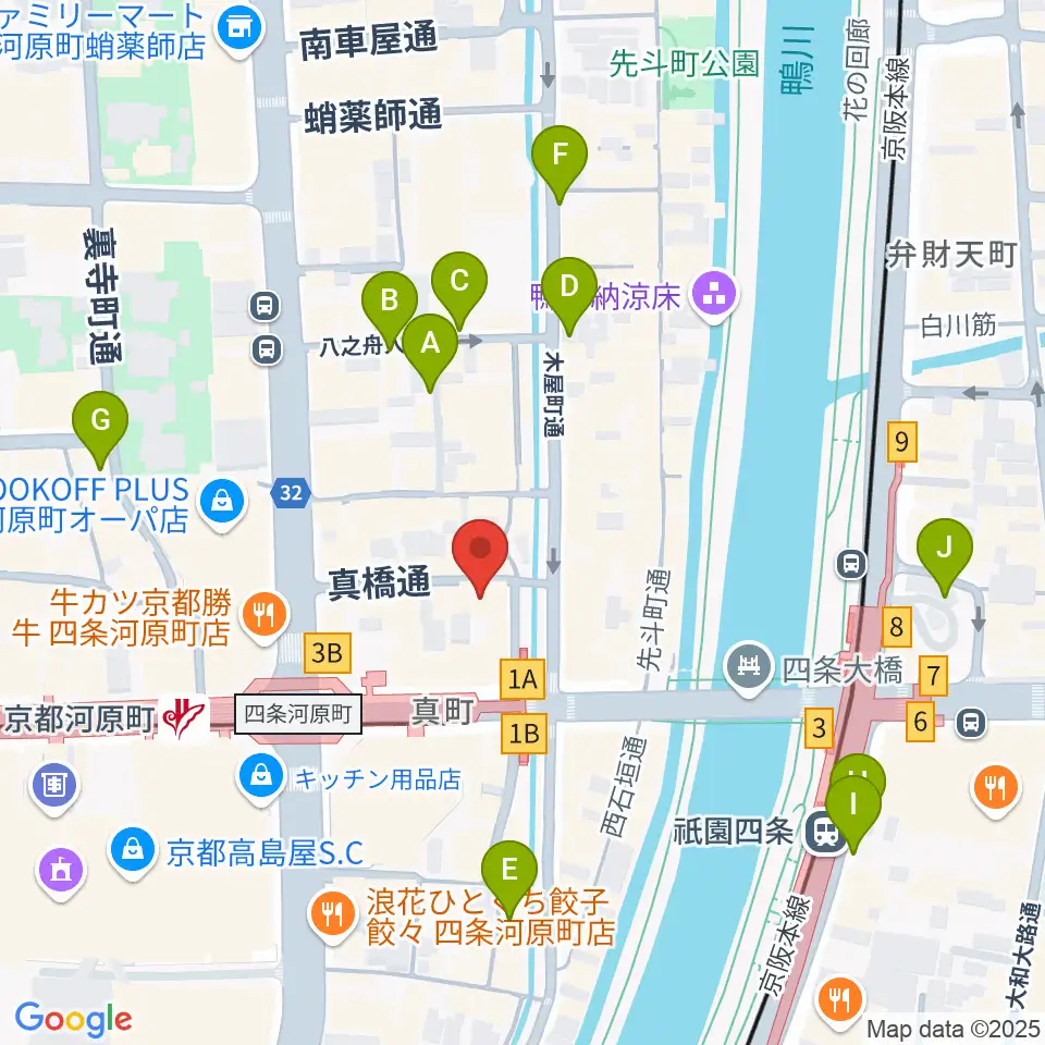 WORLD KYOTO周辺の駐車場・コインパーキング一覧地図