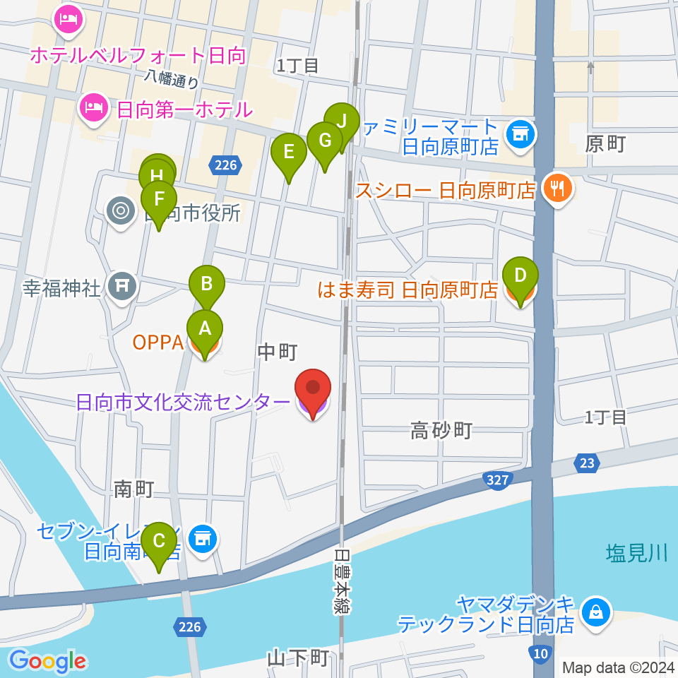 日向市文化交流センター周辺のファミレス・ファーストフード一覧地図