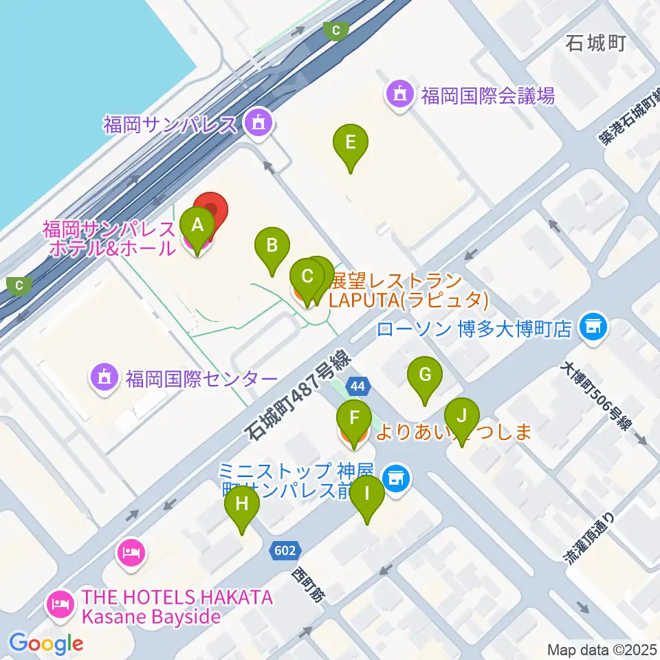 福岡サンパレス ホテル＆ホール周辺のファミレス・ファーストフード一覧地図