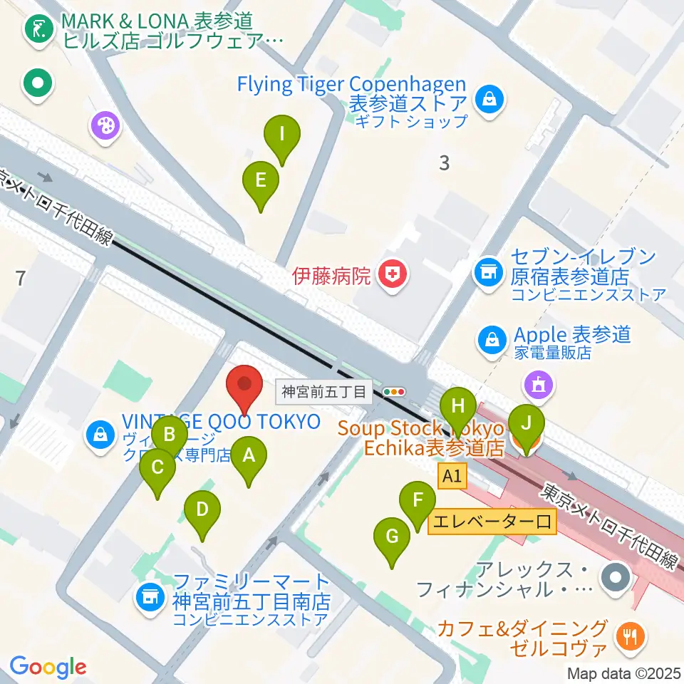 カワイ表参道周辺のファミレス・ファーストフード一覧地図