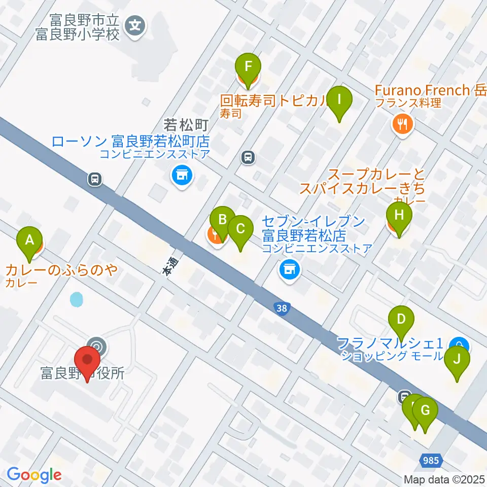 富良野文化会館サンエーホール周辺のファミレス・ファーストフード一覧地図