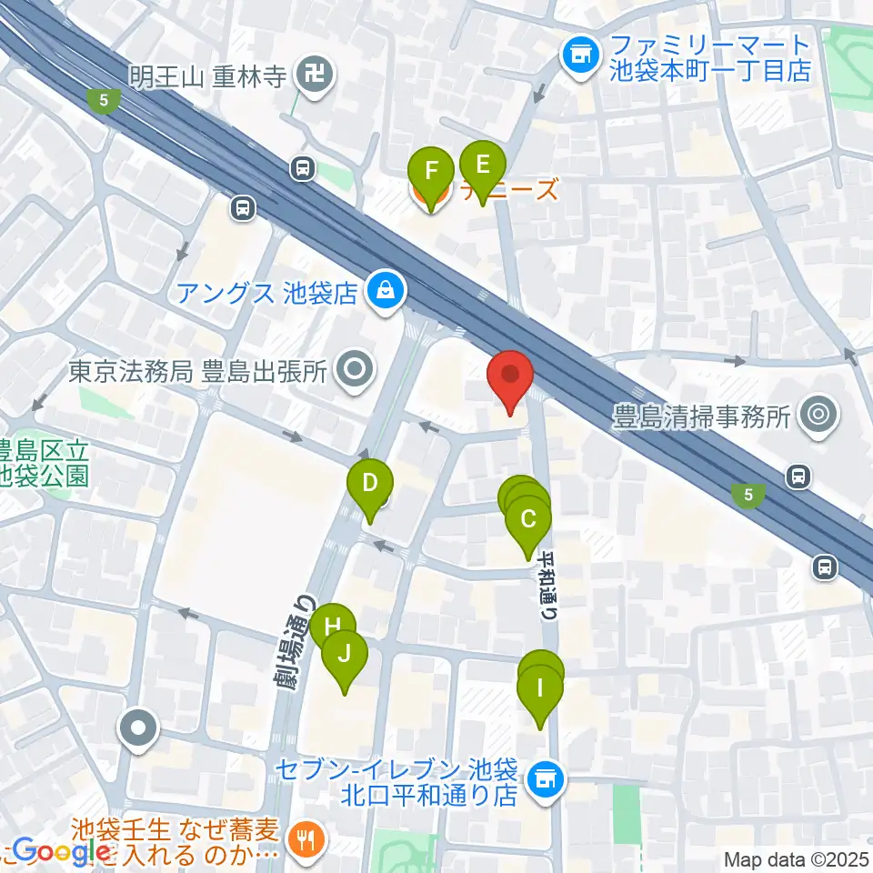 ウクレレマニア周辺のファミレス・ファーストフード一覧地図
