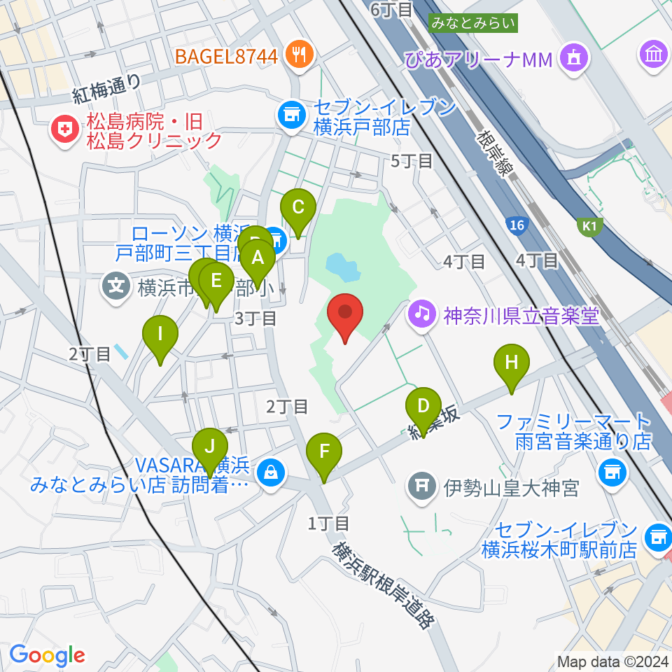 横浜能楽堂周辺のファミレス・ファーストフード一覧地図