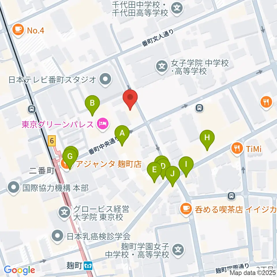 青山ハープ東京ショールーム周辺のファミレス・ファーストフード一覧地図