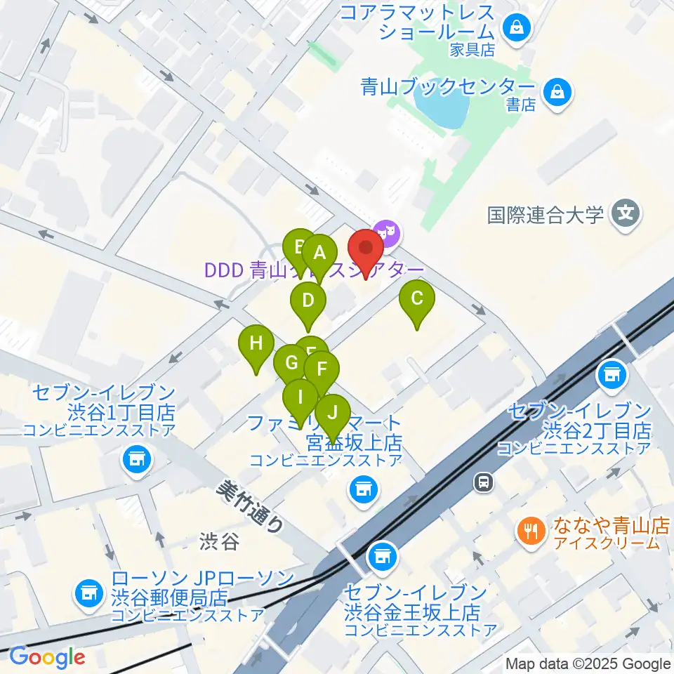 DDD青山クロスシアター周辺のファミレス・ファーストフード一覧地図