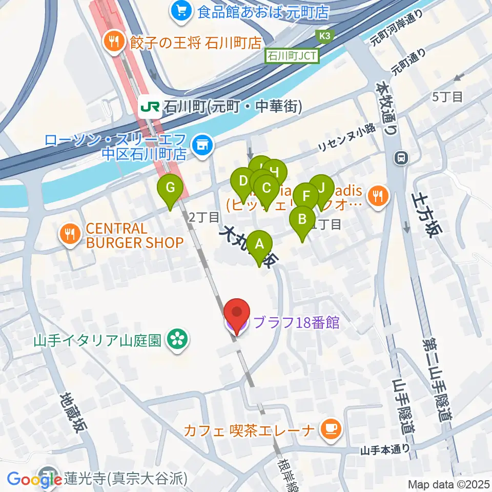 ブラフ18番館周辺のファミレス・ファーストフード一覧地図