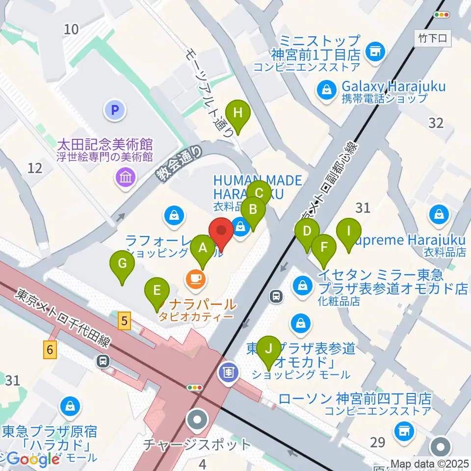ラフォーレミュージアム原宿周辺のファミレス・ファーストフード一覧地図
