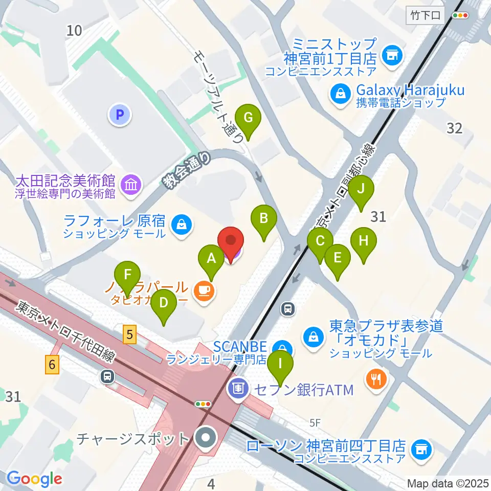 ラフォーレミュージアム原宿周辺のファミレス・ファーストフード一覧地図