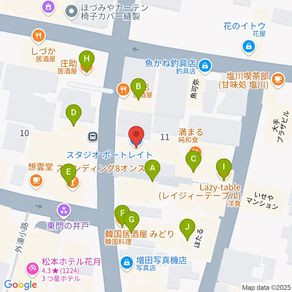 Studio Portrait周辺のファミレス・ファーストフード一覧地図