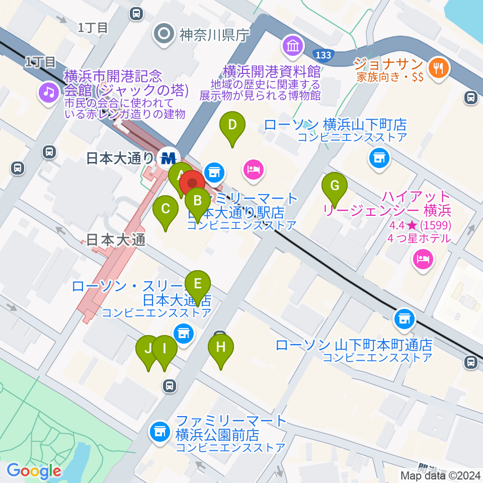 横浜情報文化センター周辺のファミレス・ファーストフード一覧地図