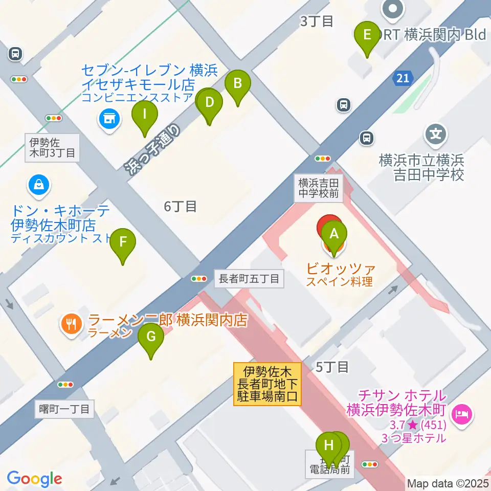 横浜ラジアントホール周辺のファミレス・ファーストフード一覧地図