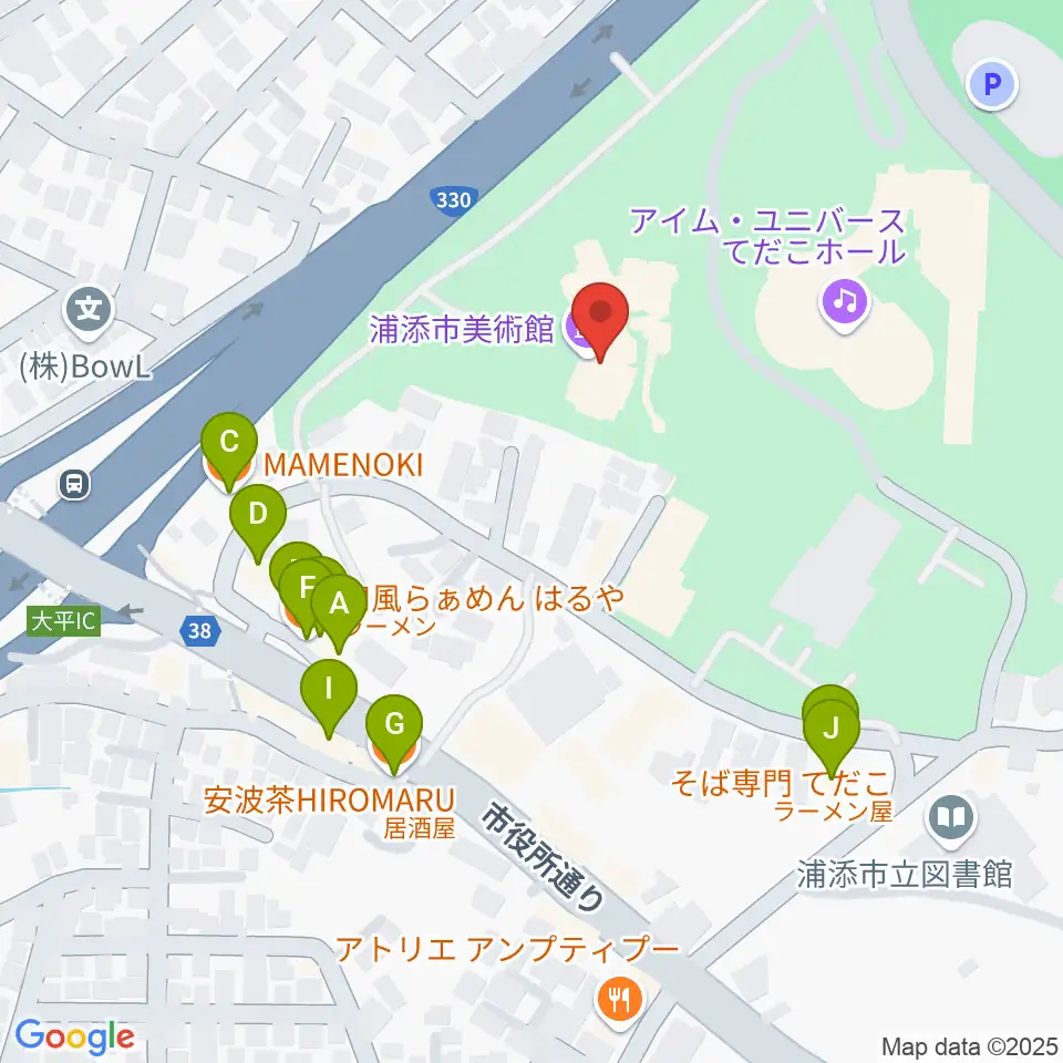 浦添市美術館周辺のファミレス・ファーストフード一覧地図
