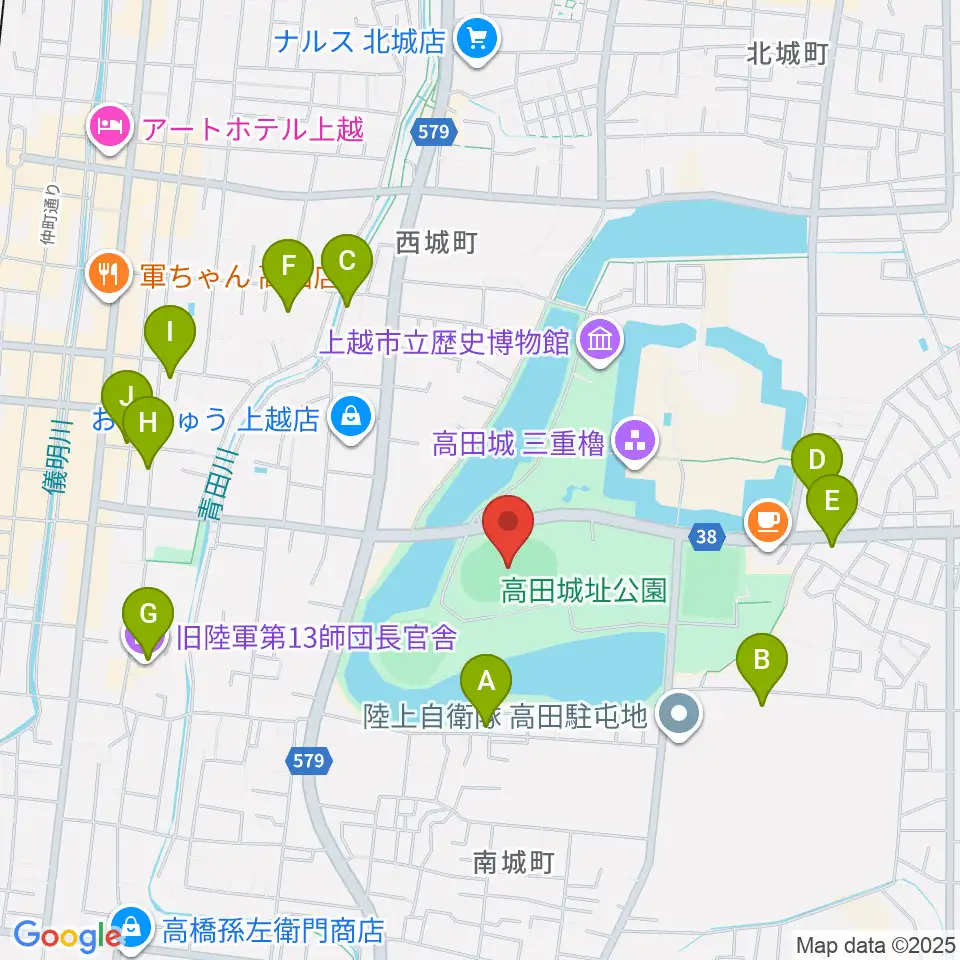 高田城址公園陸上競技場周辺のファミレス・ファーストフード一覧地図