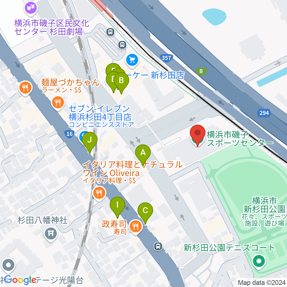 横浜市磯子スポーツセンター周辺のファミレス・ファーストフード一覧地図