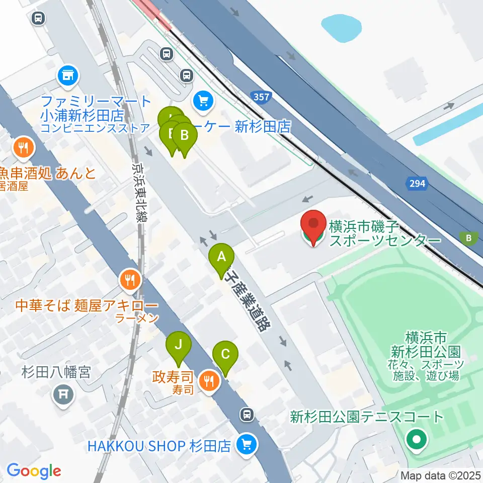 横浜市磯子スポーツセンター周辺のファミレス・ファーストフード一覧地図
