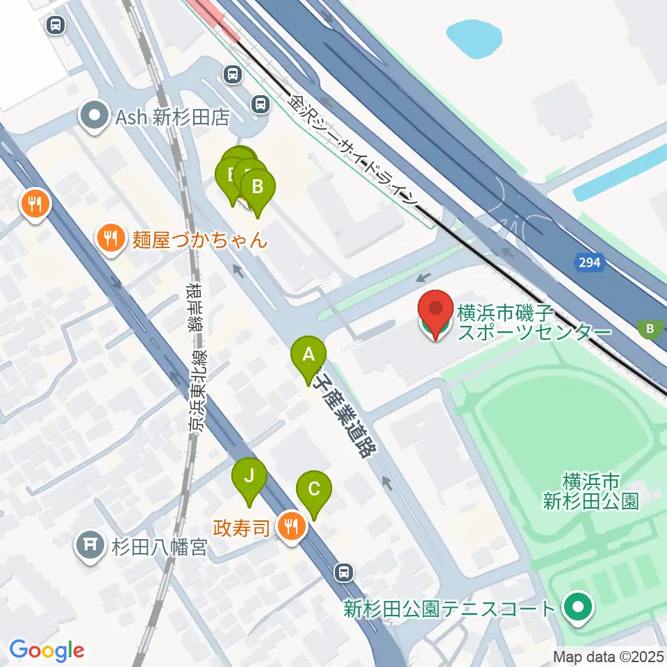 横浜市磯子スポーツセンター周辺のファミレス・ファーストフード一覧地図