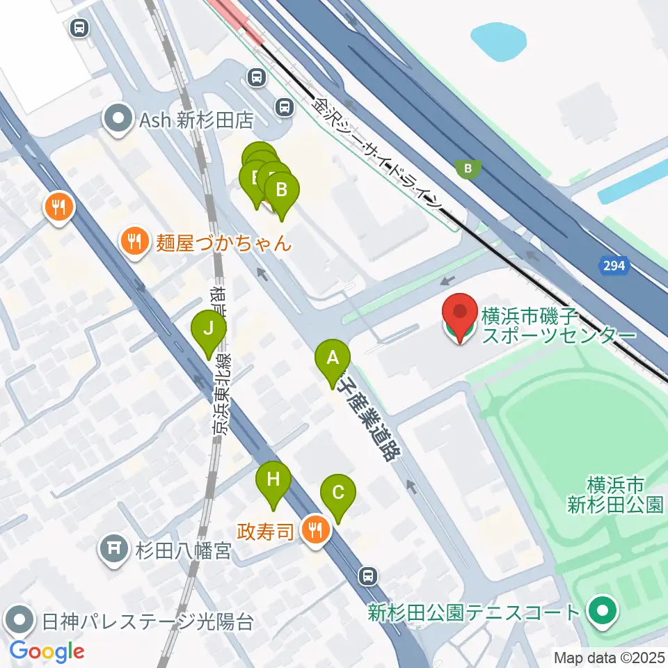 横浜市磯子スポーツセンター周辺のファミレス・ファーストフード一覧地図