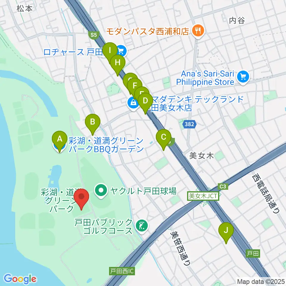 彩湖・道満グリーンパークサッカー場周辺のファミレス・ファーストフード一覧地図