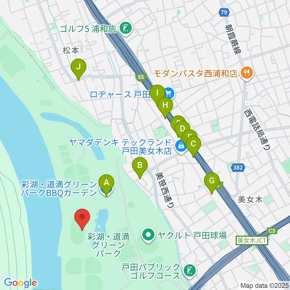 彩湖・道満グリーンパーク陸上競技場周辺のファミレス・ファーストフード一覧地図