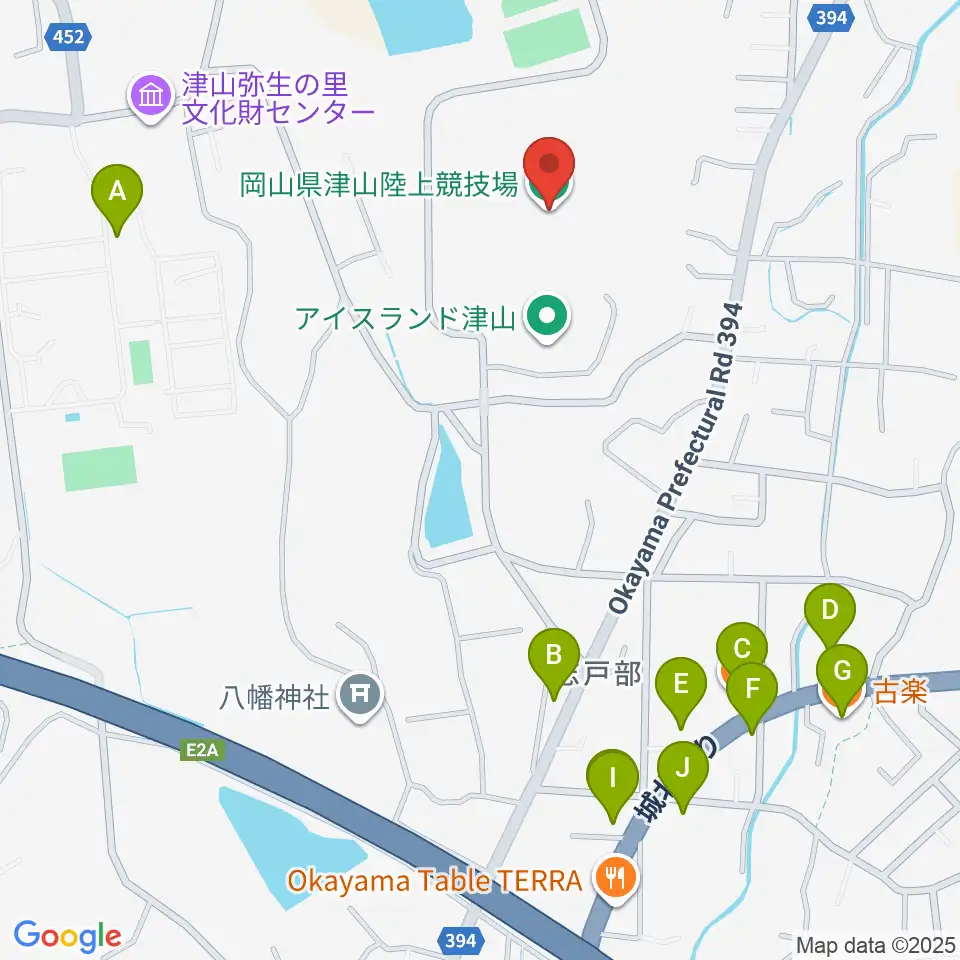 岡山県津山陸上競技場周辺のファミレス・ファーストフード一覧地図