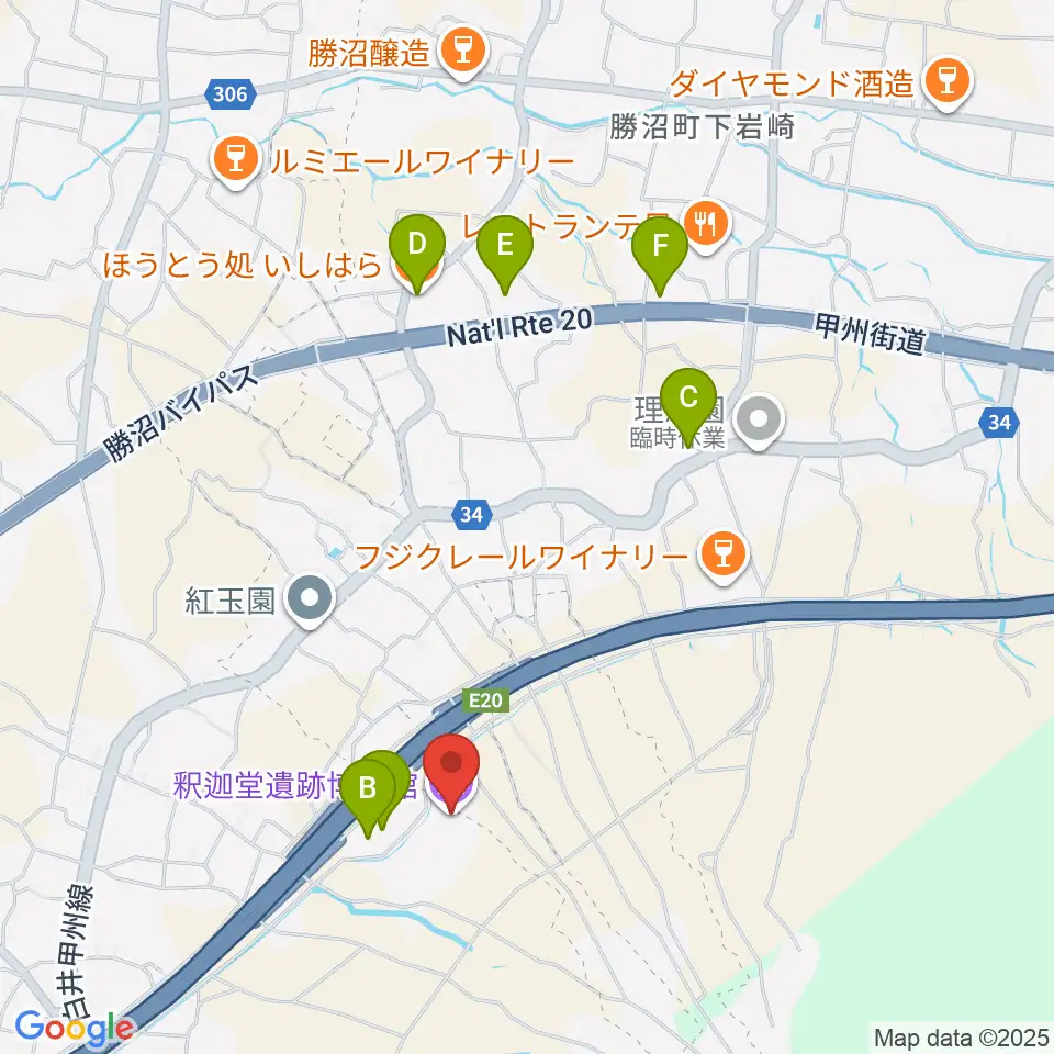 釈迦堂遺跡博物館周辺のファミレス・ファーストフード一覧地図