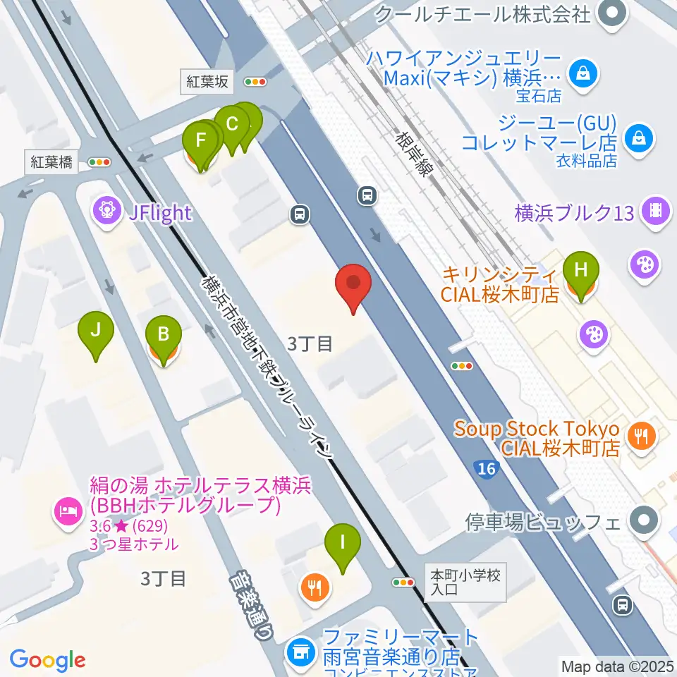 ヨコハマセーラスタジオ周辺のファミレス・ファーストフード一覧地図