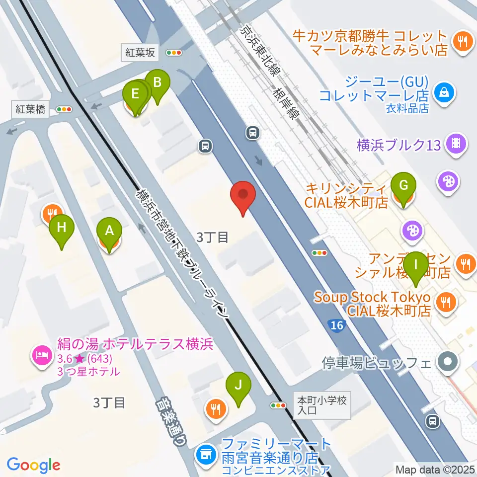 ヨコハマセーラスタジオ周辺のファミレス・ファーストフード一覧地図